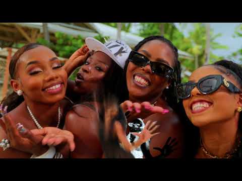 Hollyg X Theodora - Coller La Petite